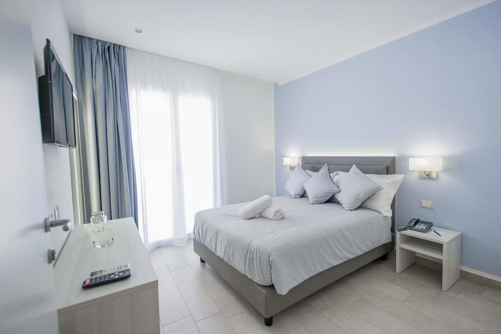 Ossuna Bay Hotel Boutique Cefalu Bagian luar foto