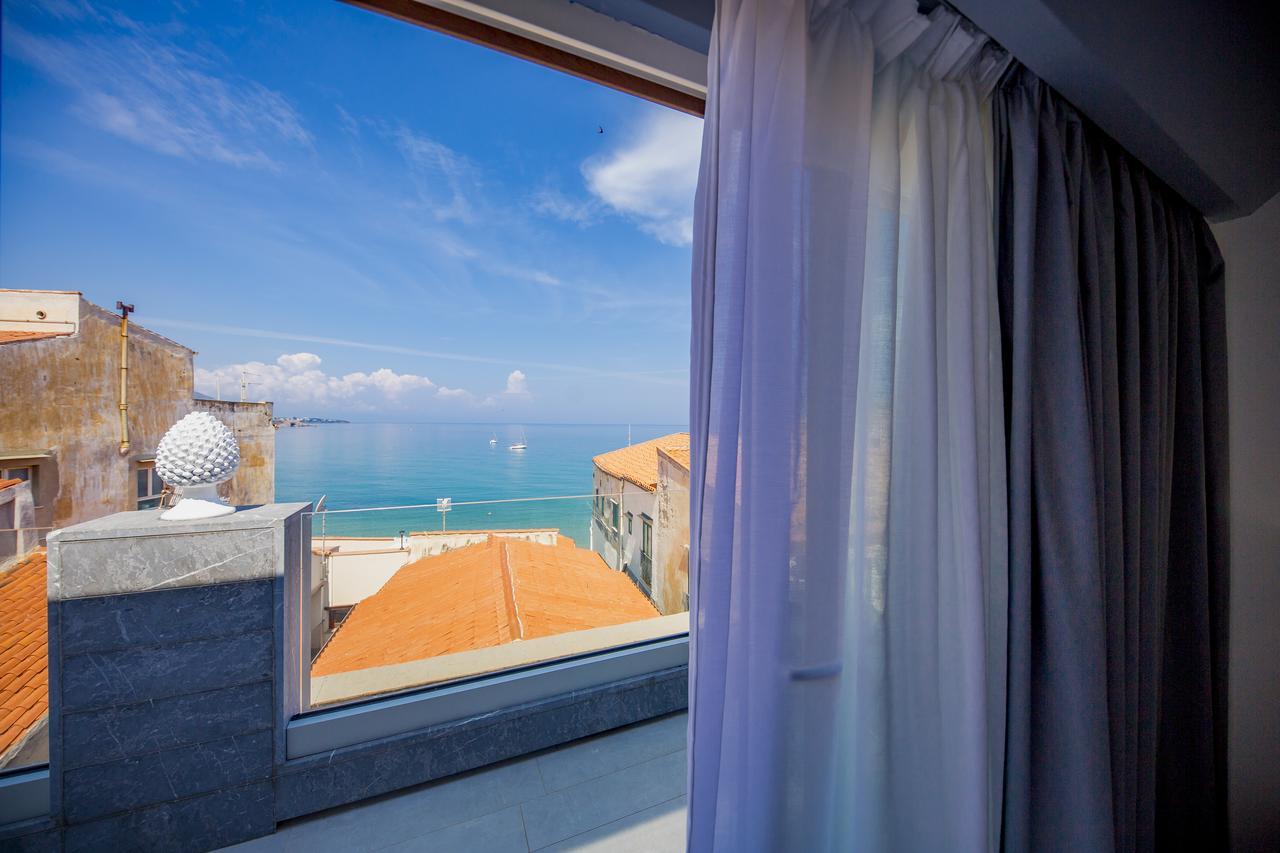Ossuna Bay Hotel Boutique Cefalu Bagian luar foto